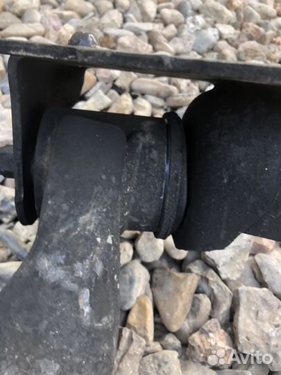 Задняя балка LADA Largus после возгорания