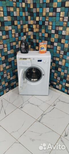 Стиральная машина бу Indesit 3,5 кг,кзкий