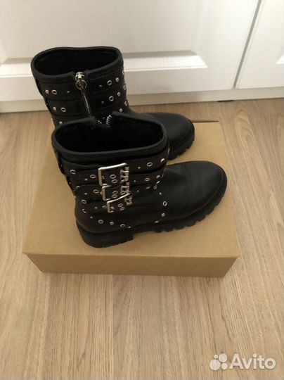 Ботинки zara для девочки