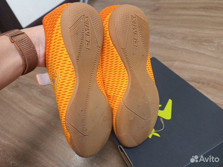 Футбольные бутсы 33 размер