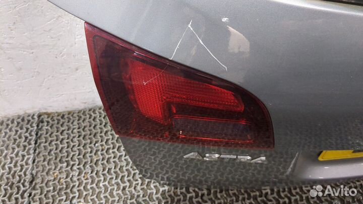 Крышка багажника Opel Astra J, 2011