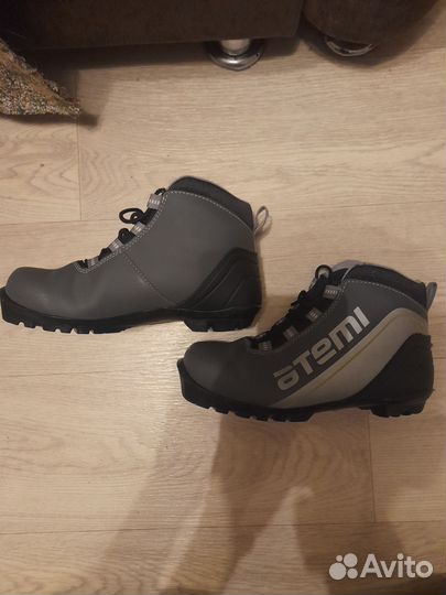 Лыжные ботинки atemi