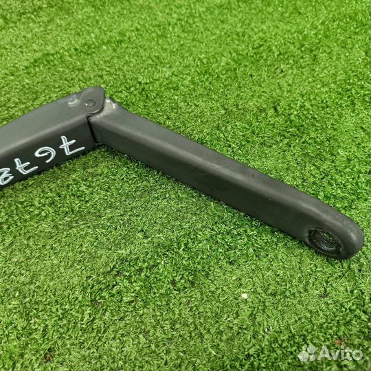 Поводок стеклоочистителя Ford Focus 2 2007 1731534