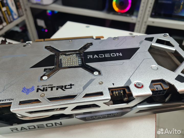 Видеокарта Sapphire RX 6600 XT Nitro+ 8 GB