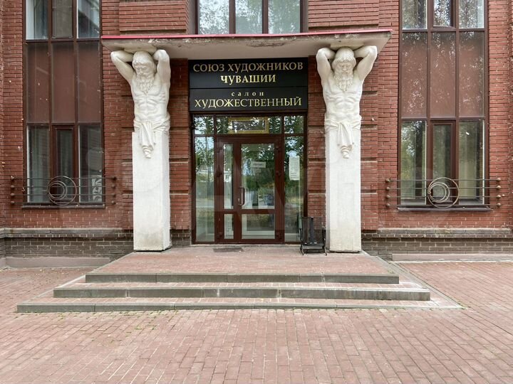 3-к. квартира, 86 м², 2/6 эт.