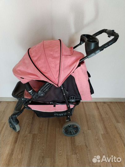 Прогулочная коляска