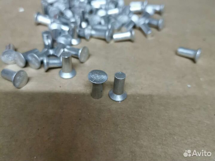 Заклепка тормозных колодок 5х12 (62 шт) Г-53,3307