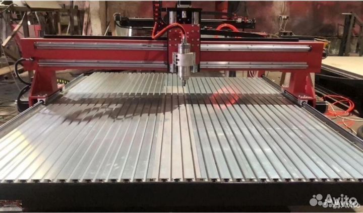 Фрезерный станок по дереву