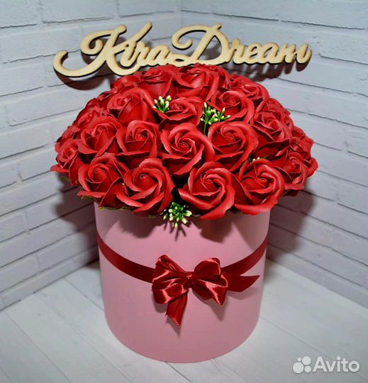 Букеты из пенных роз в коробке