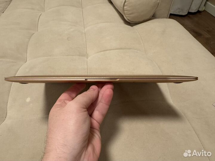 Apple Macbook Air M1