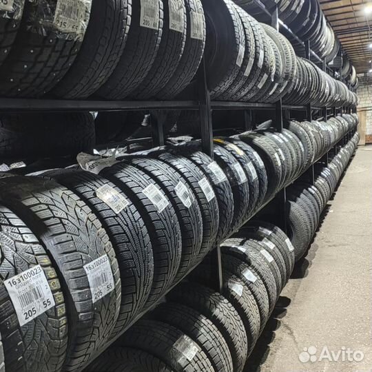 Nokian Tyres Hakkapeliitta R2 SUV 235/55 R18 104H