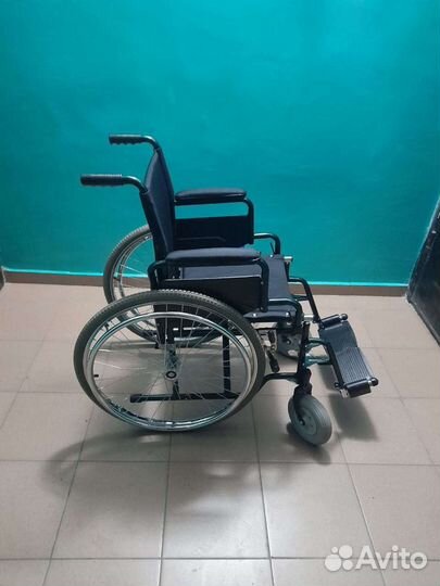 Инвалидная коляска