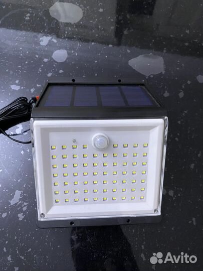 Прожектор светодиодный с датчиком движения