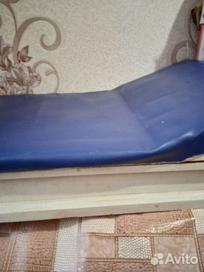 Кушетка медицинская