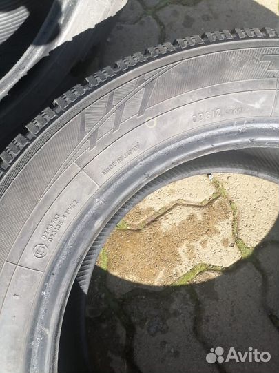 Toyo 310 215/60 R16 91E