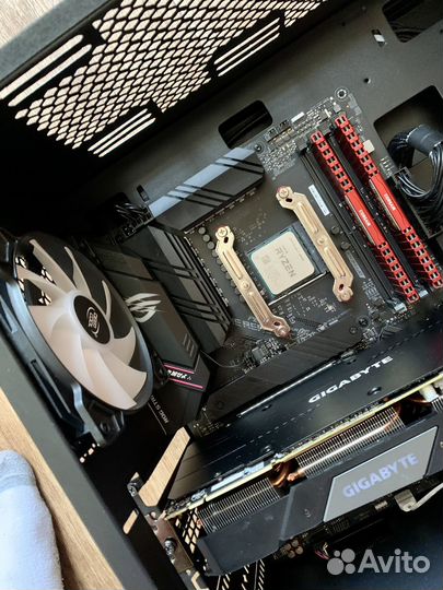 Процессор Amd Ryzen 7 3800x (Как новый )