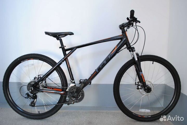 Велосипед GT Aggressor Comp 27.5