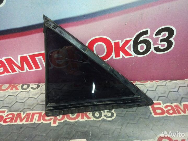 Стекло двери(форточка) Toyota Camry