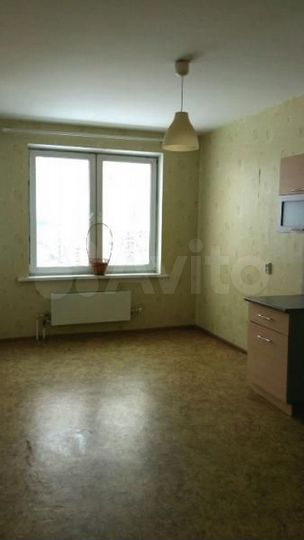 3-к. квартира, 85 м², 1/15 эт.
