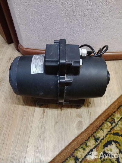 Два двигателя от джакузи в отличном состоянии