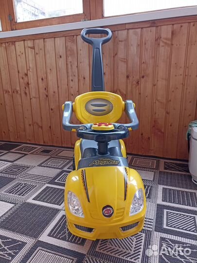 Детская машинка каталка