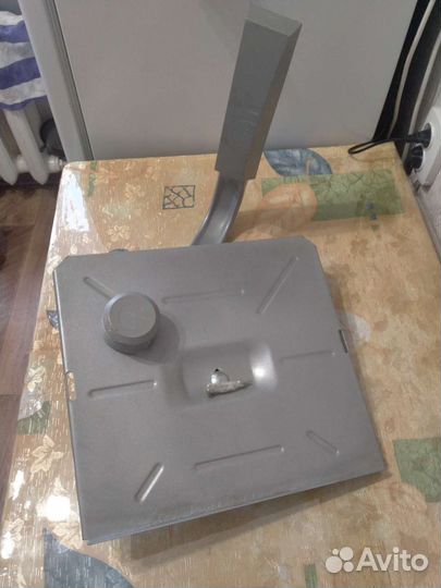 Кронштейн для телевизора