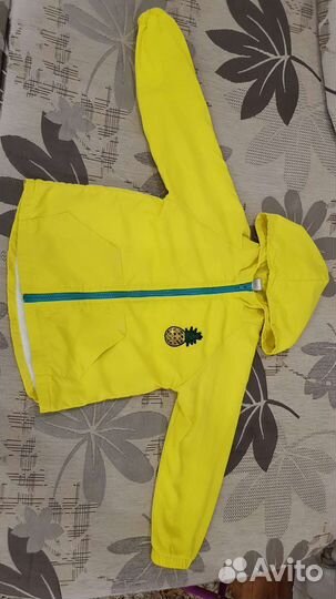 Ветровка для девочки