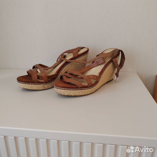 Босоножки женские 39 размер