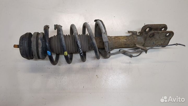 Амортизатор подвески левый передний Mercedes Vito W638