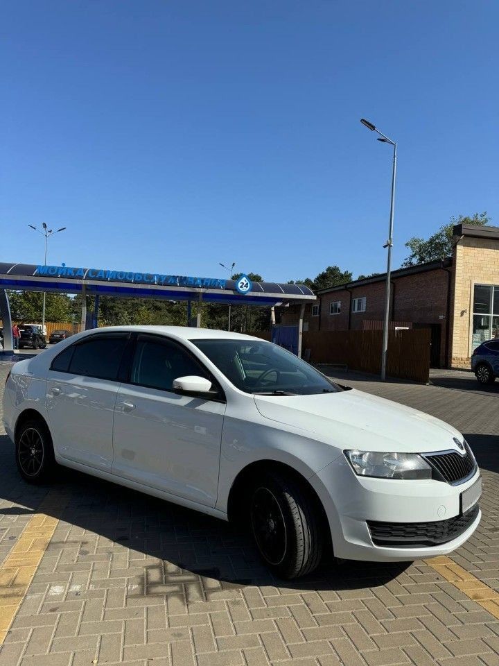 Skoda Rapid: фото владельца