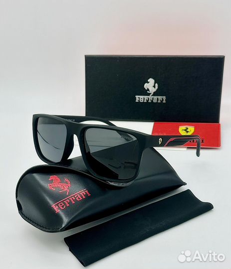 Солнцезащитные очки Ray Ban polaroid