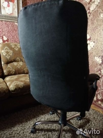Компьютерное кресло