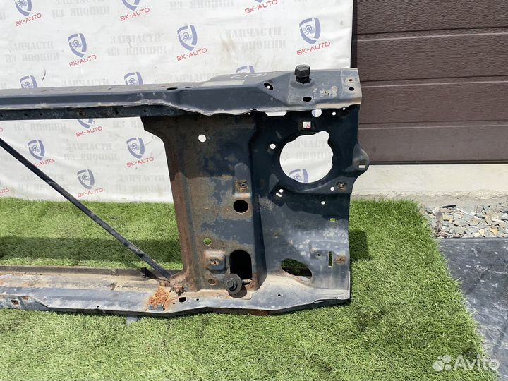 Передний телевизор Chevrolet Tahoe GMT400