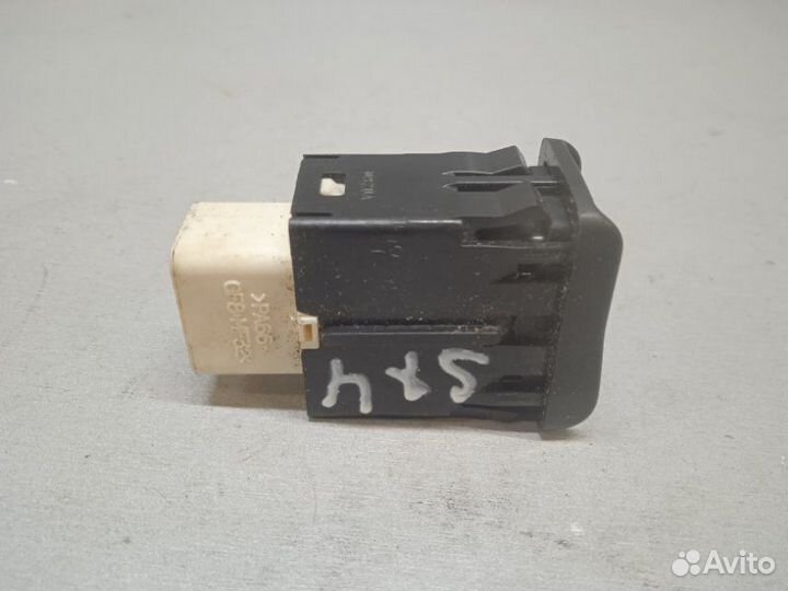 Кнопка включения полного привода Suzuki Sx4