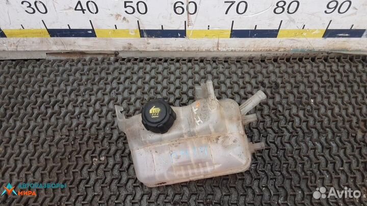 Бачок расширительный Renault Scenic 3 2010