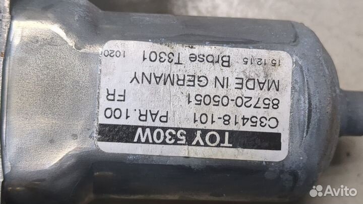 Стеклоподъемник электрический левый передний Toyota Avensis 3