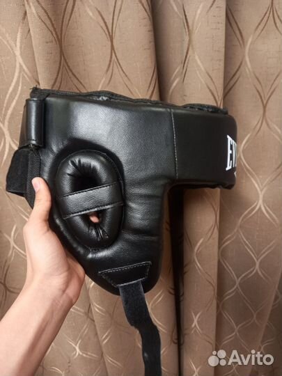 Боксерский шлем everlast