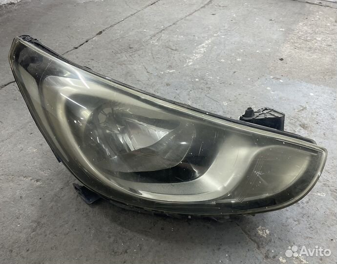 Фара правая Hyudai Solaris
