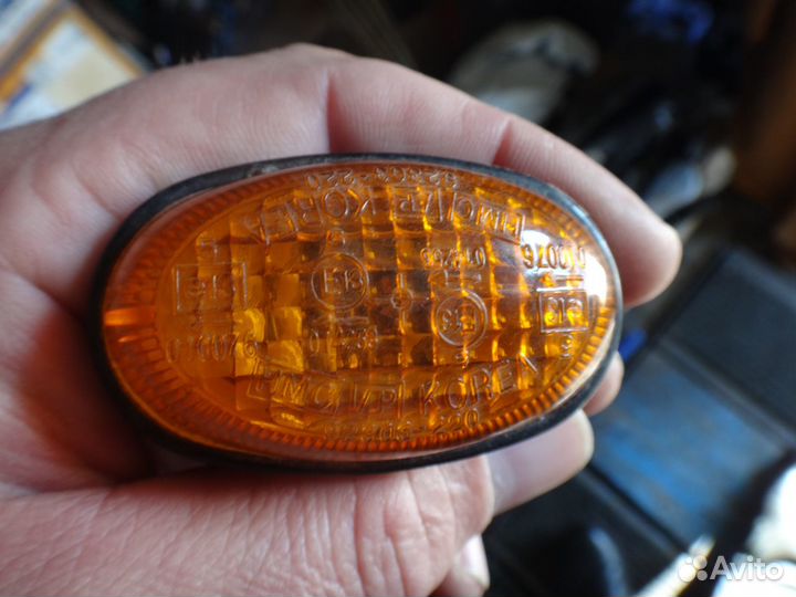 Элантра повторитель поворота в крыло Elantra 95-20