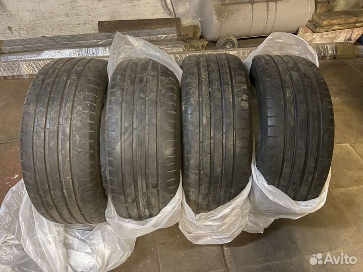 Nokian Tyres Hakka Black 235/55 R17