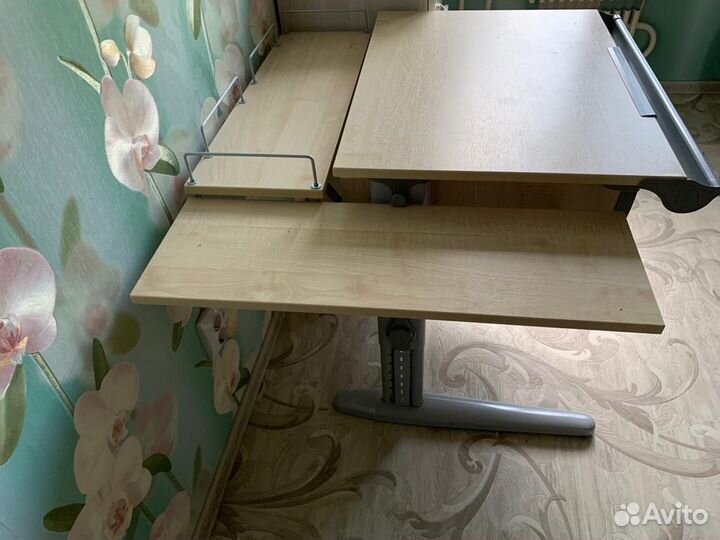 Растущая парта и стул бу