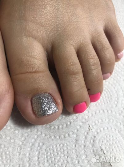 Смарт педикюр и маникюр