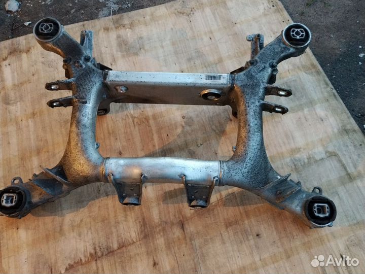 Подрамник задний Bmw 5 G30 полный привод