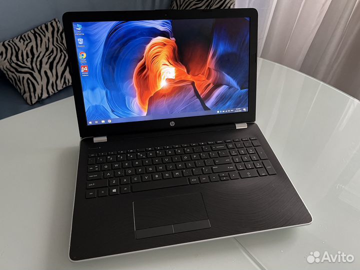 Core i7-7500. 8GB. SSD. Видео 2GB