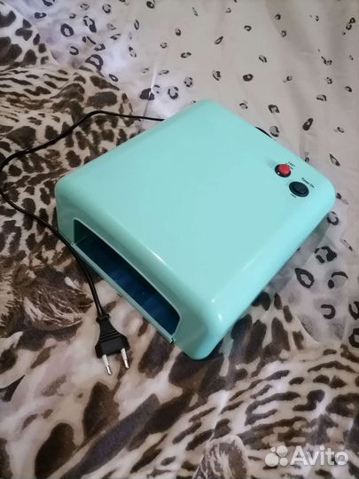 Уф лампа для ногтей