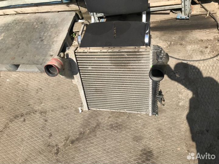 Интеркулер Renault Midlum 2011