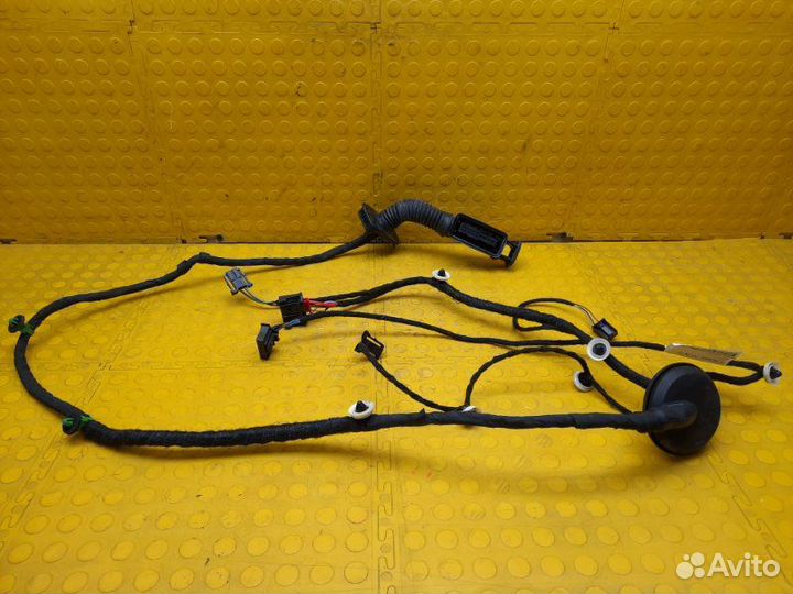 Проводка двери задняя правая Skoda Karoq djka 2021