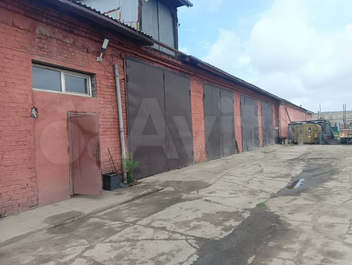 База, производство, склад, 1 850 м² уч. 1 Га