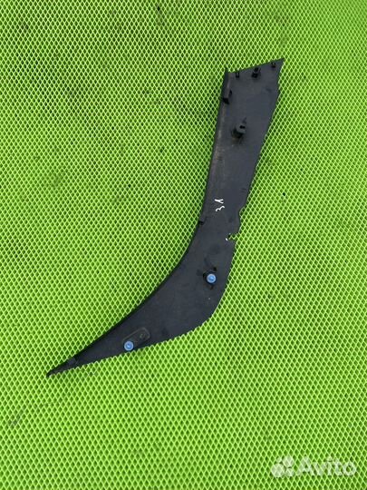 Обшивка левая задней стойки рено Logan 2