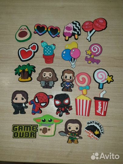 Джибитсы для crocs для пуговичных разъемов